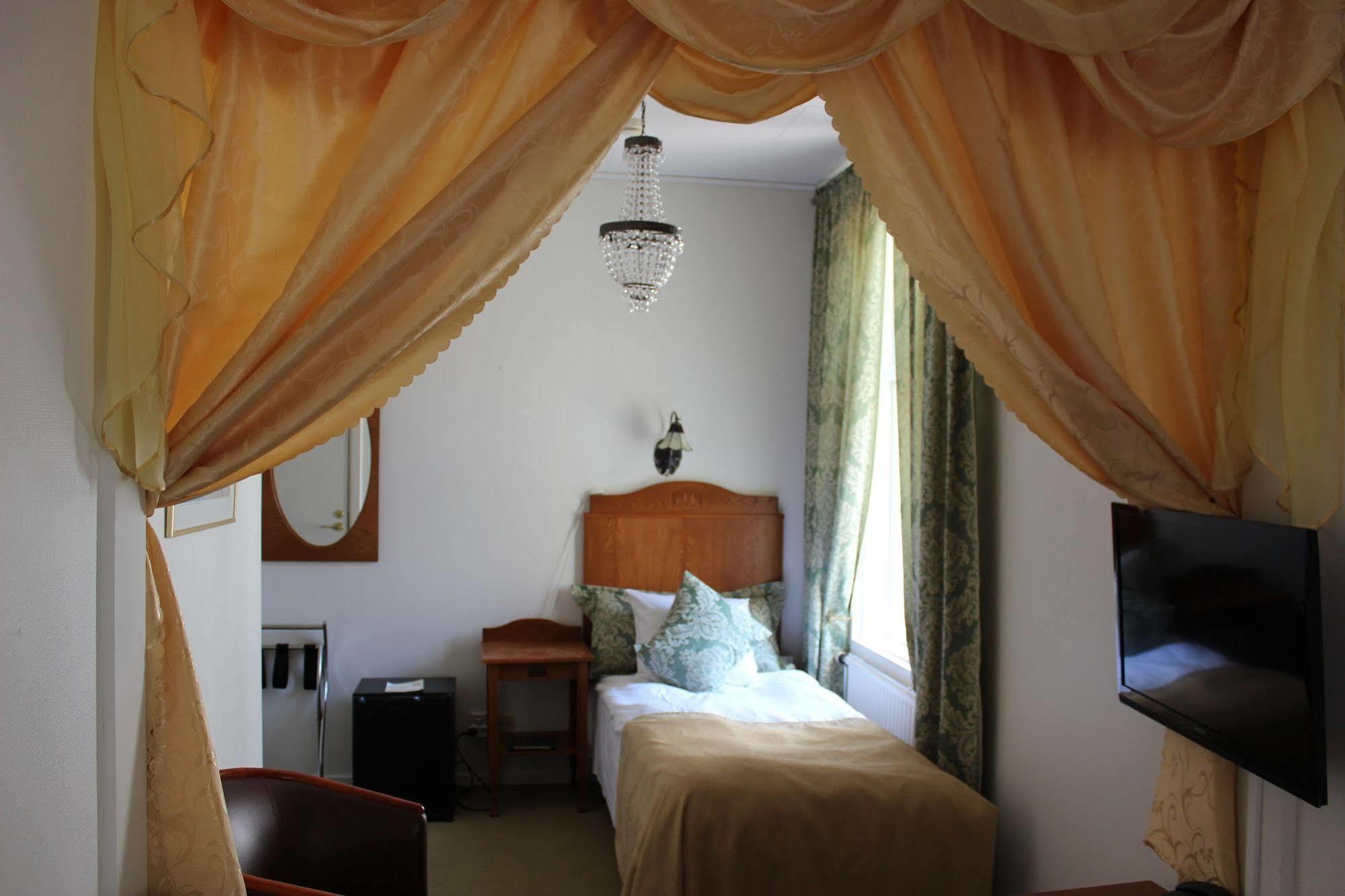 Hotell Laeckoe Lidköping Zewnętrze zdjęcie